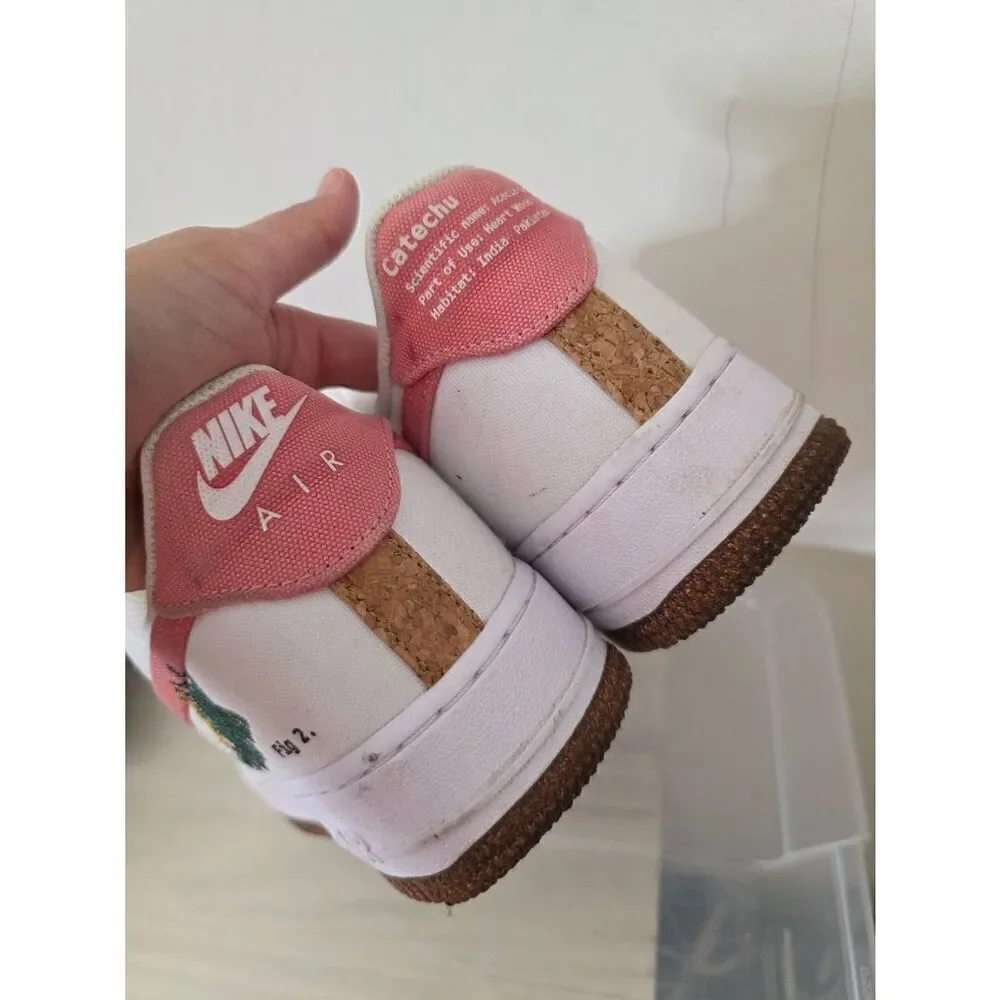 Womens Nike Air Force 1 '07 SE 